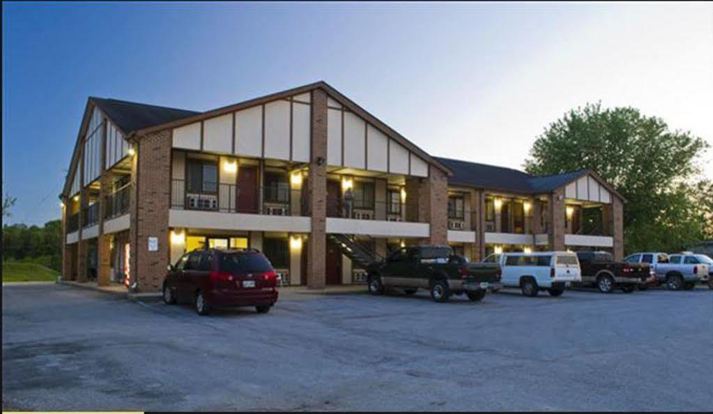 Oak Tree Inn Irvine Exterior photo